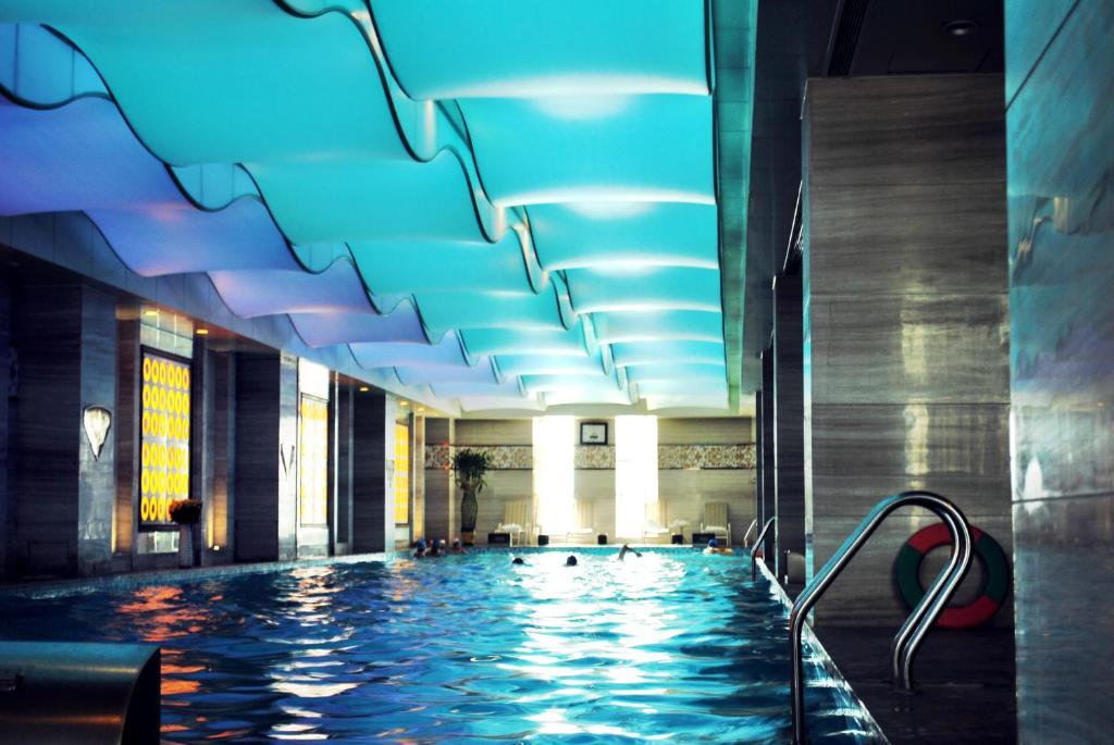 Datong Weidu International Hotel Екстер'єр фото