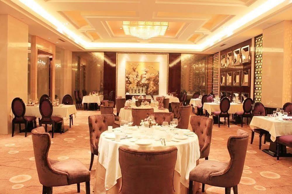 Datong Weidu International Hotel Екстер'єр фото